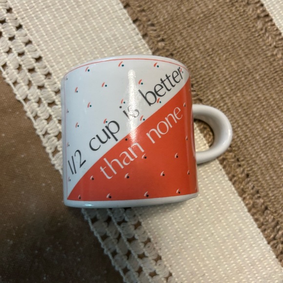 Humorous novelty funny coffee cup 1/2 half is better than none mug PAPEL, TAIWAN - Picture 4 of 8